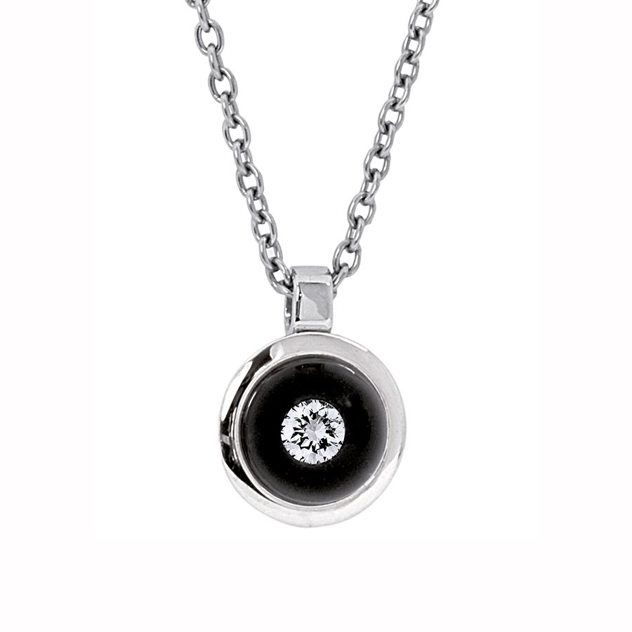 Een stalen hanger Schmuckwerk model Diamant in glas. Diamant briljant geslepen 0.08 crt TW VS.
